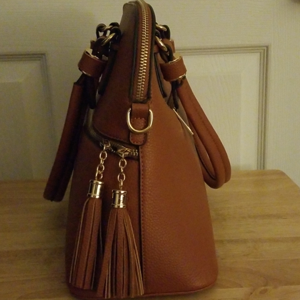 Handbag - Picture 3 of 6